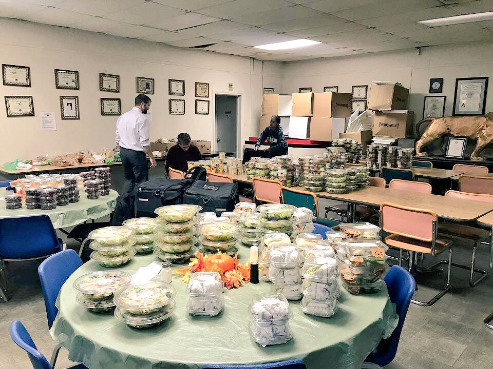 sustainable_RU's tweet photo. 198lbs food recovery this morning! #stopfoodwaste 🌍 https://t.co/MBYEsLU9FJ