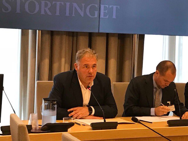 NorskeHavner's tweet photo. Direktør i Norske Havner, @ALitsheim hadde fokus på havnetilskudd, unntak fra dokumentavgift og Enova i høring i dag for transport- og kommunikasjonskomiteen om #statsbudsjettet2019 https://t.co/ZAUC1cK2JD
