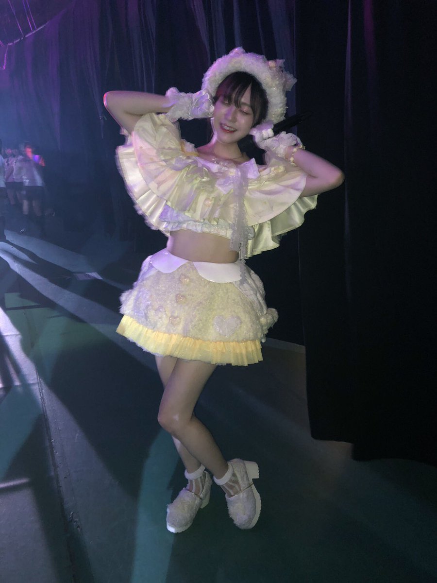 三田麻央 Nmb48 8thライブin城ホール ありがとうございました おnewの上履きをヴァタ子で 3人でユニットする日が来るなんて そしてアンコール1曲目 アンダーガールズ ロマンティックなサヨナラ 初披露していただきました 大きな場で初披露させ