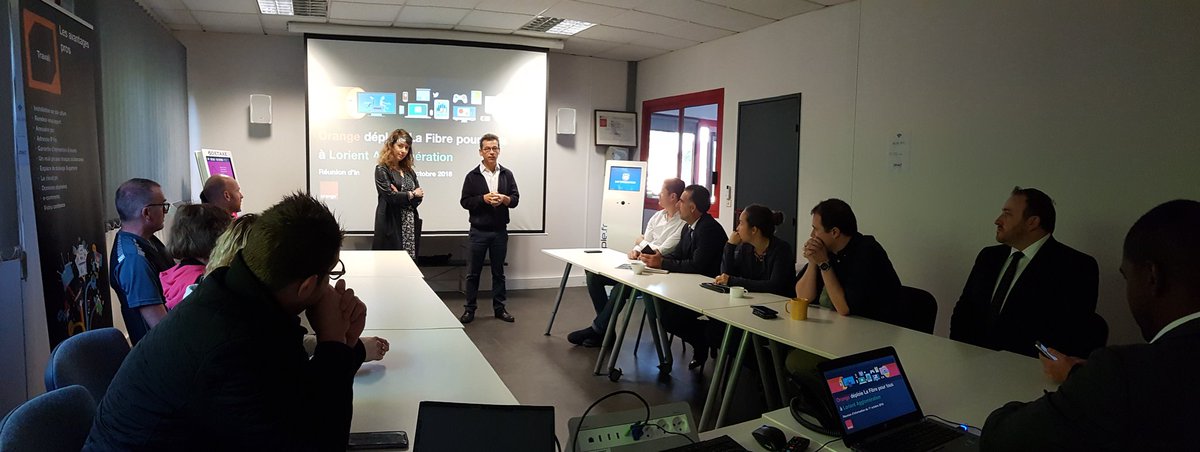 valecapcoz's tweet photo. @KatellHenry @defiazimut @larmorplage56 @LoicBardin56 @CCI_du_Morbihan @medef @LorientAgglo @OrangeBretagne @cdplorient @LeRN165 @Prefet56 Merci aux participants pour ces échanges riches sur la  #fibre et à azimut pour son accueil à #LarmorPlage https://t.co/vuTYqSIIhv