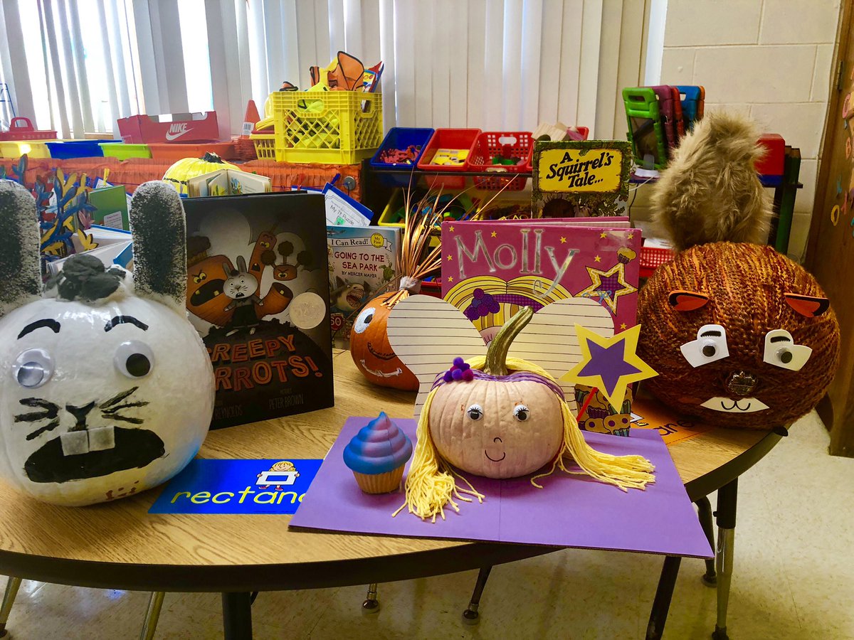 SVScrusaders's tweet photo. Happy Fall Y’All! It’s time for KA’s Pumpkins on Parade! #favoritebookcharacters https://t.co/hBaSbgh3qJ