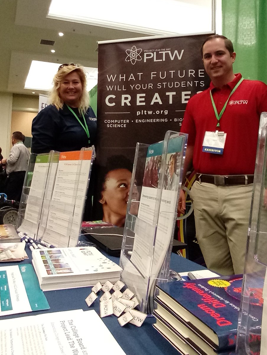 Mary_Murphy17's tweet photo. Enjoying a fabulous morning in Orlando at our booth #FCSC18, come stop by 113! @PLTWFlorida, @PLTWorg, @DavidJDarak https://t.co/VA1iloOuIx