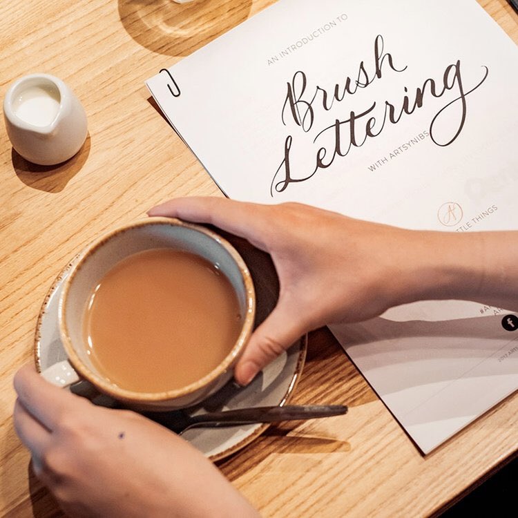 form_nq's tweet photo. It’s our very last Modern Calligraphy &amp; Brush Lettering Workshops with the super talented @artsynibs this Saturday ✍🏼
There’s still a couple of tickets left for each if you’ve been wanting to learn https://t.co/uPBi4zFJU9 https://t.co/rDCwn7n0bc