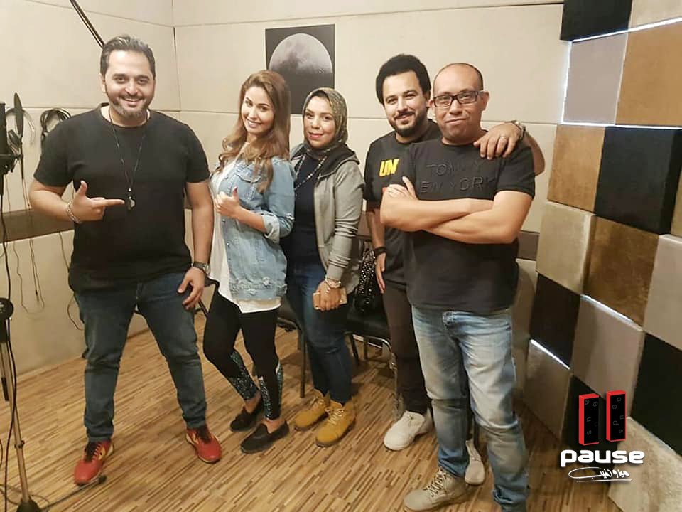 رحبوا معانا بنجمتنا الجميلة / #مي_سليم 😍
قريبـــاً .. أغنية جديدة ❤️
انتاج / #ميدو_منيب - Pause Production ✌️✌️
كلمات / #سلمي_رشيد
ألحان / #هيثم_نبيل
توزيع / #أحمد_عبد_السلام
<a href="/MaiSelim/">Mai Selim</a> 
<a href="/medomounib/">medo mounib</a>
