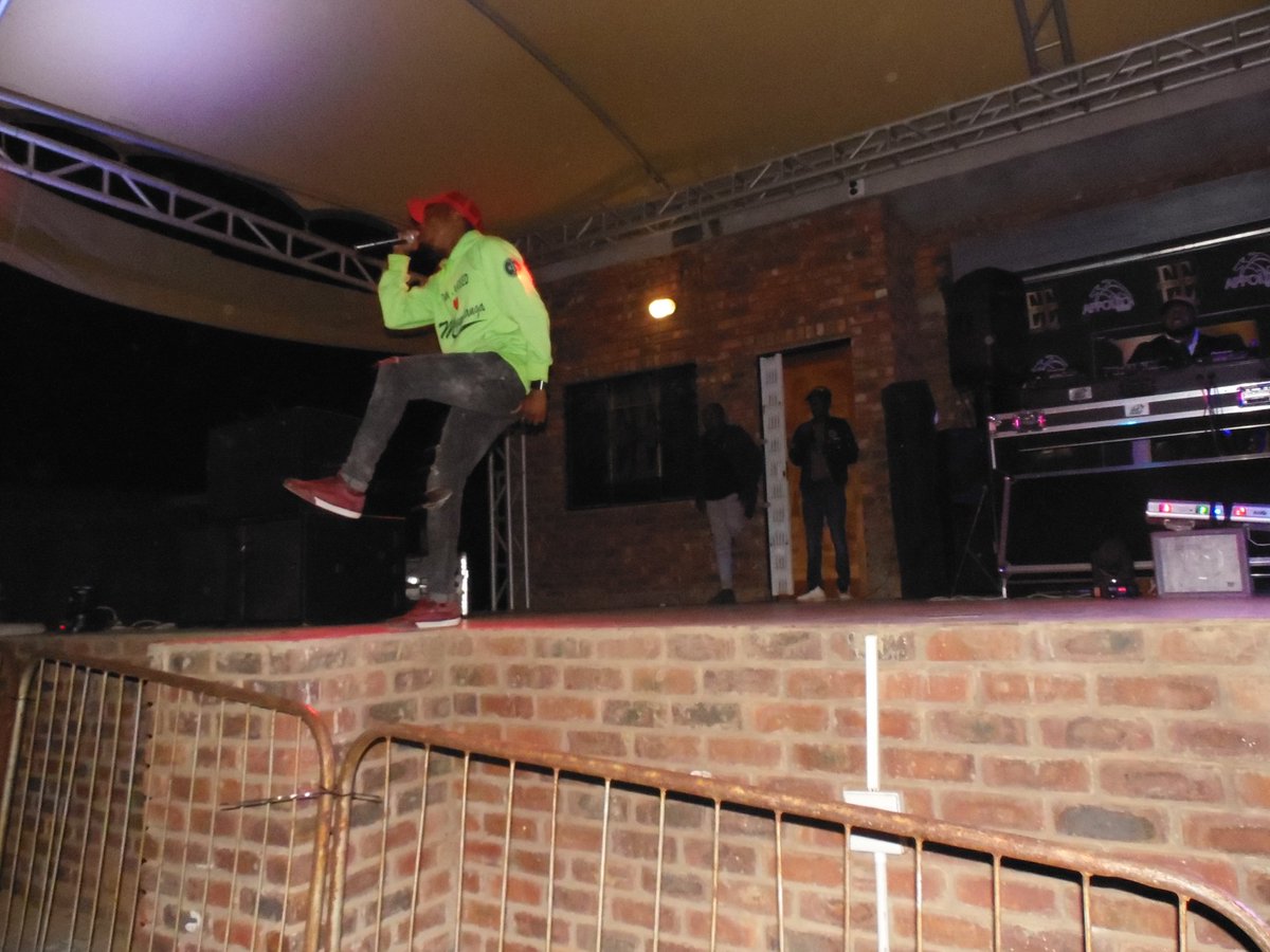 DestroMakhiya6's tweet photo. 10/10 chances that am wearing a @KasiStyle_SA  brand anytime anywhere🙏 #6ikisi👍 https://t.co/9gWvUP5vHr