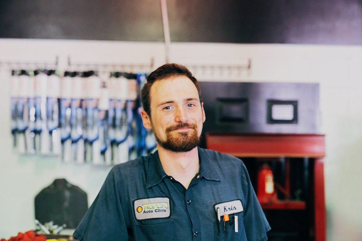 aspen_auto's tweet photo. Everyone say hi to Kris! He's an amazing auto expert from our Dawson location, and we're lucky to have him! https://t.co/GCpmDBGI3o