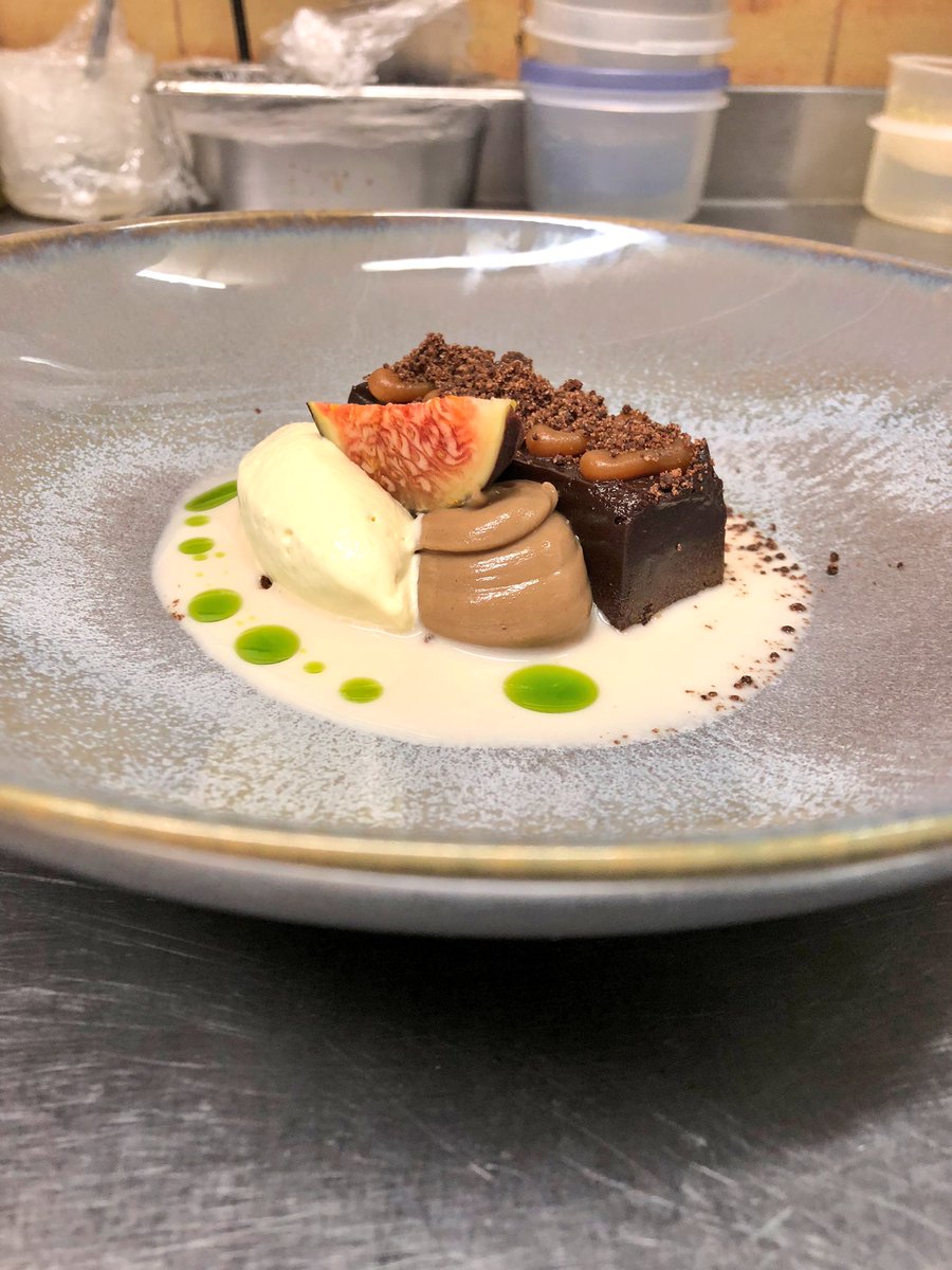 Great night yesterday #secretsupper for <a href="/selfhelpafrica/">Self Help Africa</a> <a href="/StephJJS/">Steph Smith</a> lots of money raised and a great time had by all #ladolcevitashrewbury