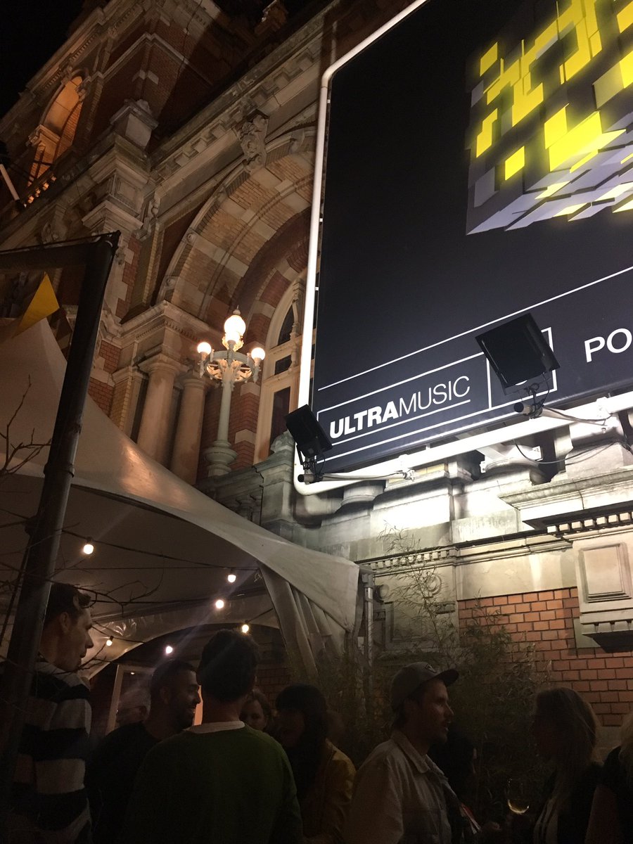 MannersMcDade's tweet photo. Great night at #ADE edition of #syncdrinks #Amsterdam! Lovely to see friends and familiar faces. Thanks @Cloud9Music @SizzerAmsterdam #music #MusicPublishing #sync https://t.co/ZE05LeFLHj