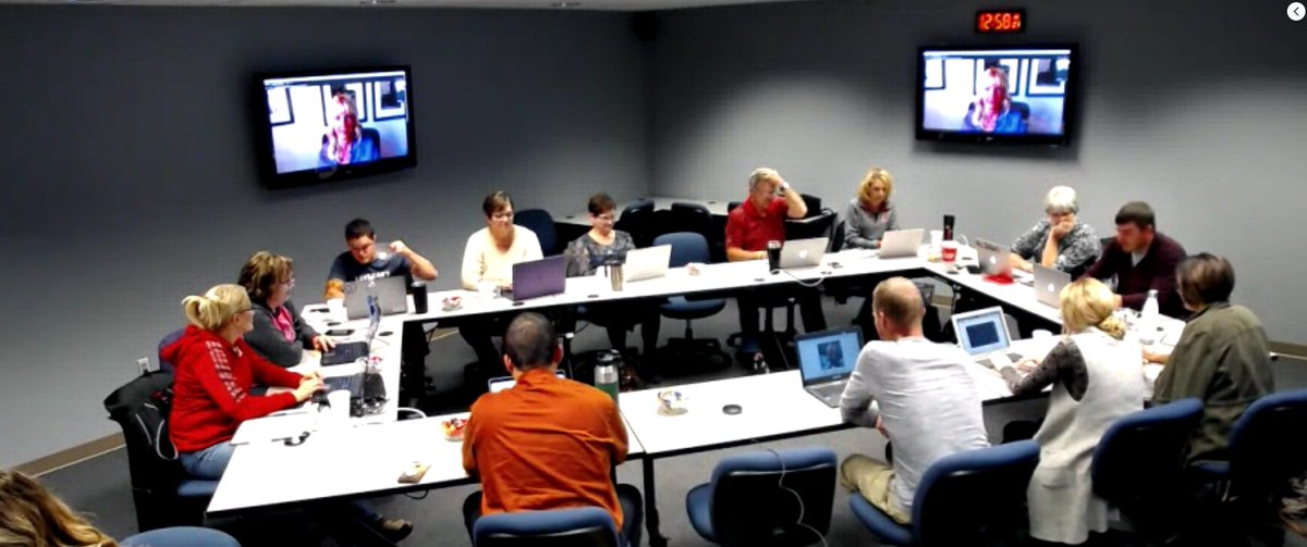 HollyClarkEdu's tweet photo. Today I got to go to Nebraska and I didn't have to get on a plane, AND I got to talk about @Flipgrid.
π Nothing make me happier than hearing a teacher say, "Now I see how powerful this app is!"
π₯Now this crew has #flipgridfever π₯ Take that bus tour!
#Neta @87tennisgirl https://t.co/fuZZjDnrIY