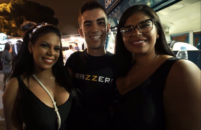 ❤ &iexcl;&iexcl;NUEVO V&Iacute;DEO!! ❤  Invitado de Honor entre las actrices TOP en el Sal&oacute;n Er&oacute;tico de Barcelona 😎 @SALONEROTICOBCN<a href="/tag/zzplus"class="tags"><span>#zzplus</span></a>