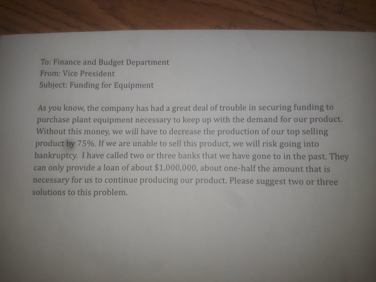issachristennSN's tweet photo. Nothing Funny When It Comes To Money! Students in Mr. Q's Economics class take notes on basic money practices and use those notes to help them solve issues for real life scenarios! #snwhs https://t.co/BzCyEds1r0