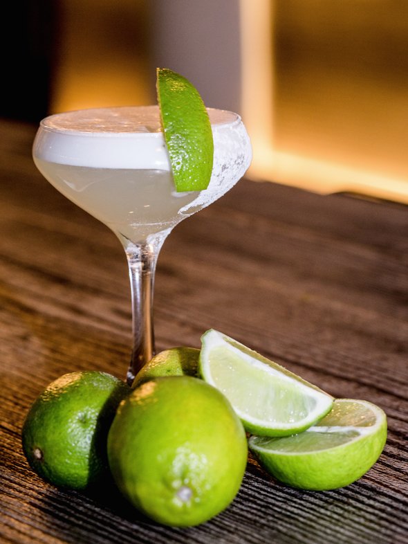 meatlovemad's tweet photo. Este #FinDeSemana en Madrid: ¿a quién le apetece un cóctel como este? 
Te será difícil encontrar una variedad como la nuestra
#lime
#cocktail
#planesMadrid
#party https://t.co/jFTKY1kdt8