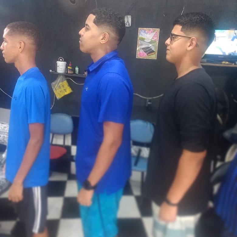 mendson22's tweet photo. - Fé e a base de tudo .. 🥋💈📐✂ #DoFeriado #Gratidão #Féfé https://t.co/QiCA6K0Ecu