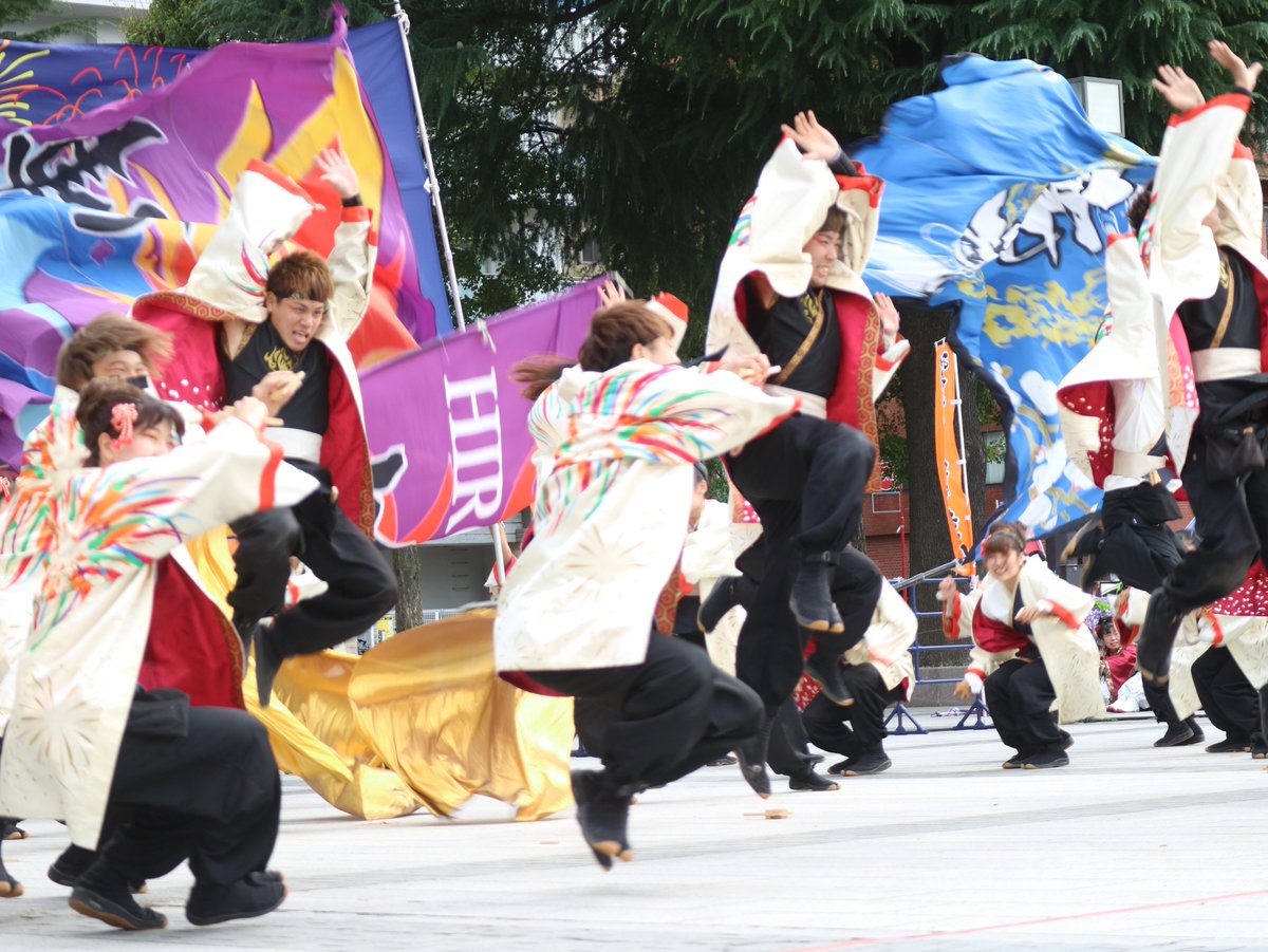 urakuro_yosa's tweet photo. 《みちのくYOSAKOI2018 ハイライト》
弘前大学よさこいサークルHIRODAI焔舞陣②
#みちYOSA2018 #焔舞陣
#青森 #弘前市 #弘前大学 #HIRODAI https://t.co/QtvOayVi5G