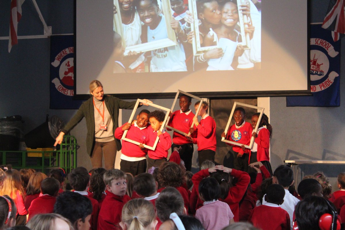 🖼️ Pupils became living works of #art inspired by #artist #LorraineOGrady. She highlighted the issue of racial underrepresention in #America at the time & teaches the children that they too can make a difference in the world through #positivity & #creativity #BlackHistoryMonth