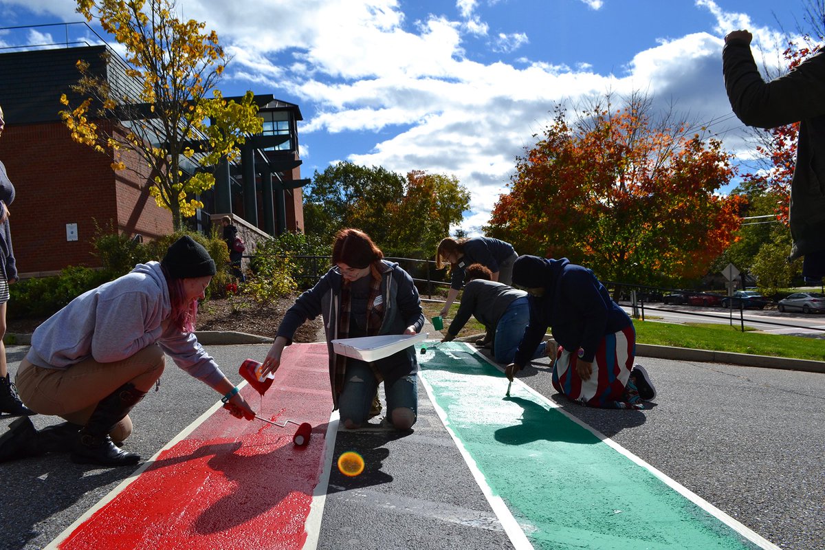 ChamplainEdu's tweet photo. Celebrating diversity & inclusion with a little bit of paint and a whole lot of love for our community crosswalks! With @ChamplainODI and the amazing #Champfamily #lgbtqπ #BlackLivesMatter #diversity #equality #inclusion #pride https://t.co/WqlbrHSVex