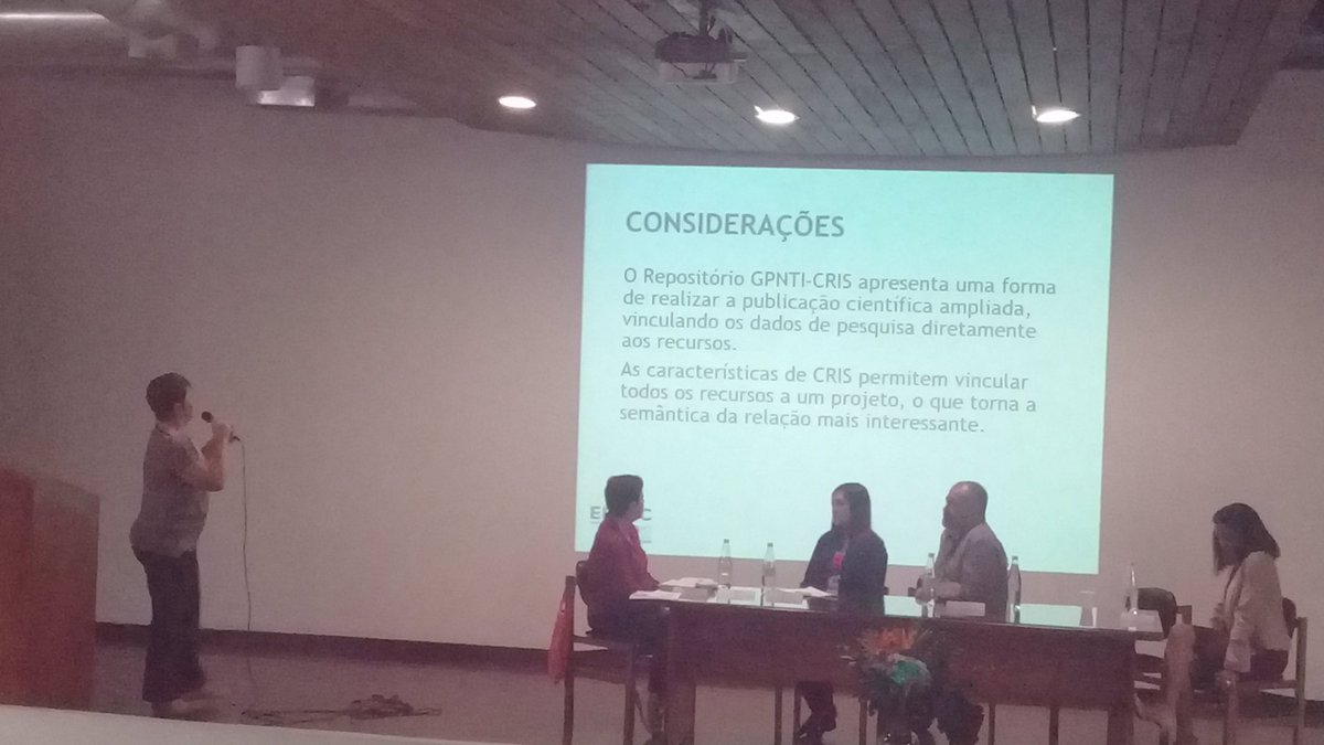 alfinibero's tweet photo. Repositorio de datos y Publicación científica ampliada (GPNTI-CRIS) Brasil. #Edicic2018 https://t.co/zqmpcDLPjN