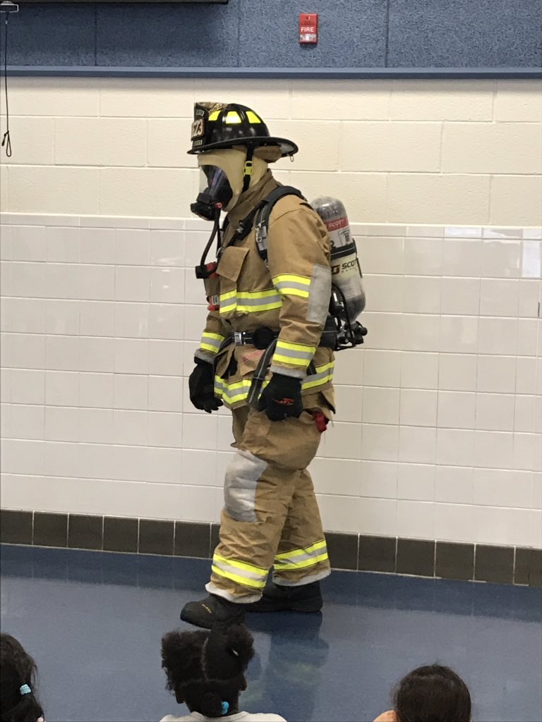 KinderFunwithPeng tweet media