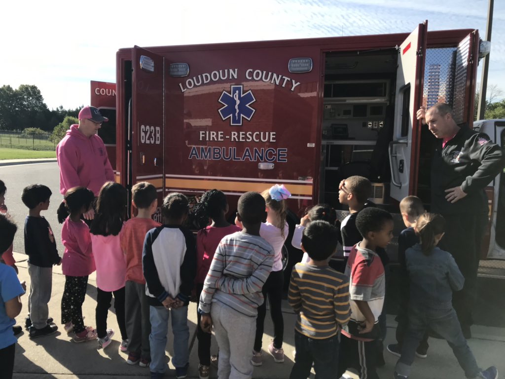 KinderFunwithPeng tweet media