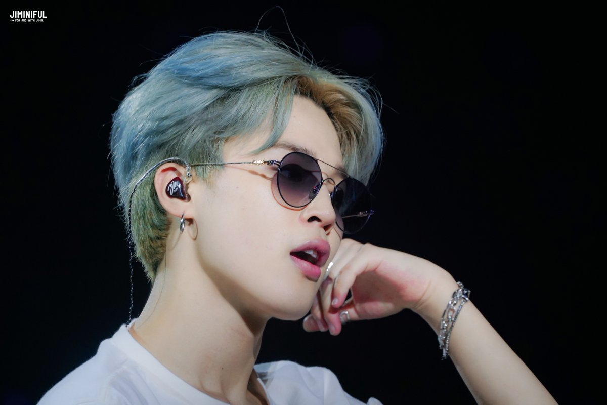 btsxpics's tweet photo. https://t.co/Wr2PH7joFn