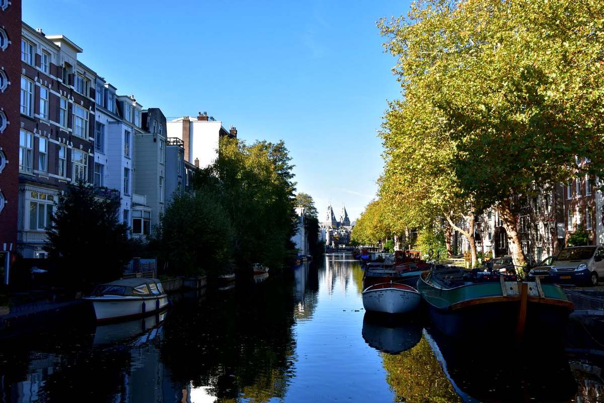 backpackrmiles's tweet image. De retour d'#Amsterdam. Cette ville est définitivement trop agréable 😱
L'architecture est incroyable, les habitants très gentils, tout est propre... J'en suis tombé amoureux 😍