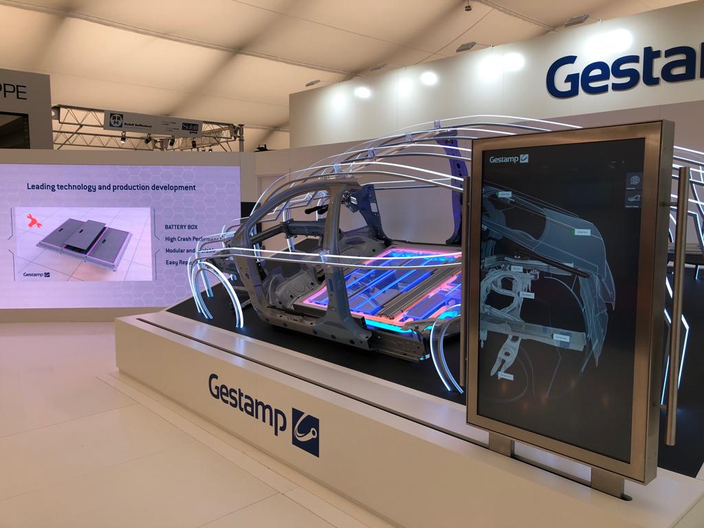 gestamp_es's tweet image. En @izb2018 #Gestamp presenta productos basados en conceptos innovadores, como son las #BatteryBoxes 
Echa un vistazo a nuestro #IZB2018 ➡️