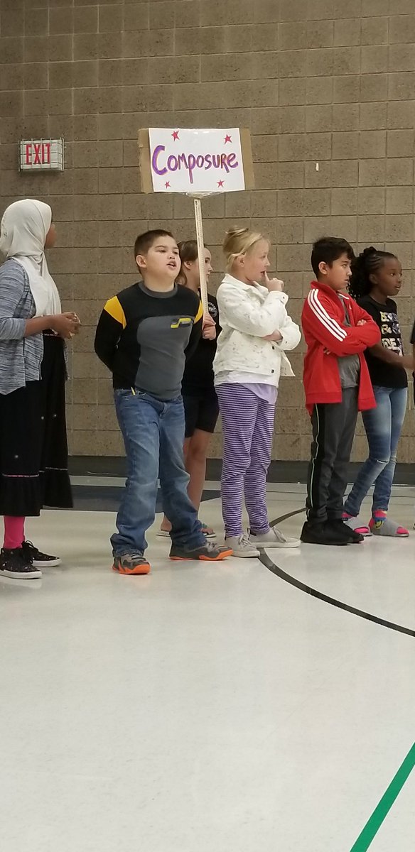 jrose0104's tweet photo. @SkyOaksElem October assembly, we learned #composure #star #smiletakeadeepbreatheandrelax  #soar #fifthgrade https://t.co/wWzPwsB0mU