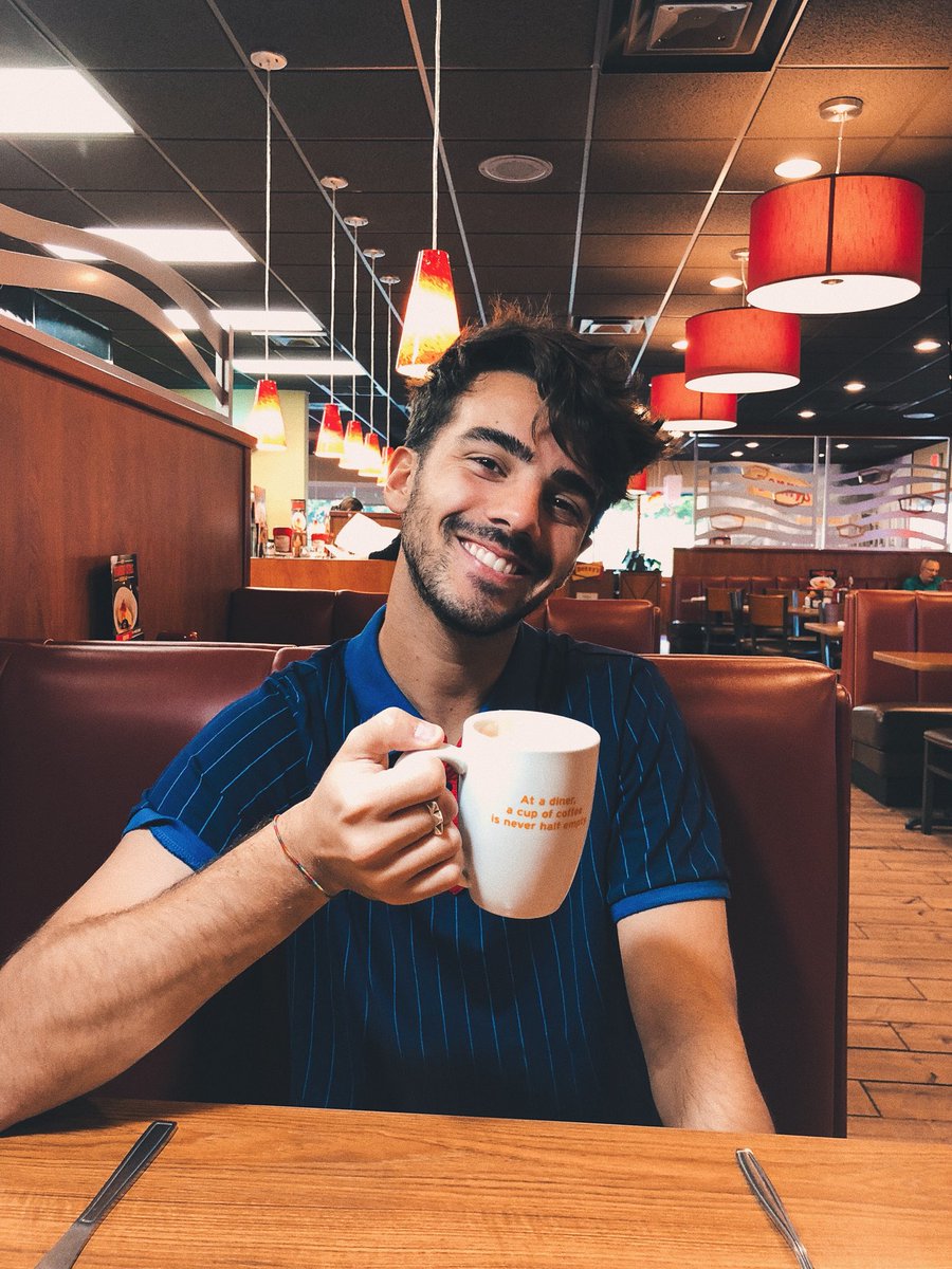 fedevigevani's tweet photo. Buenos días ☕️ https://t.co/c88vZtRUCK