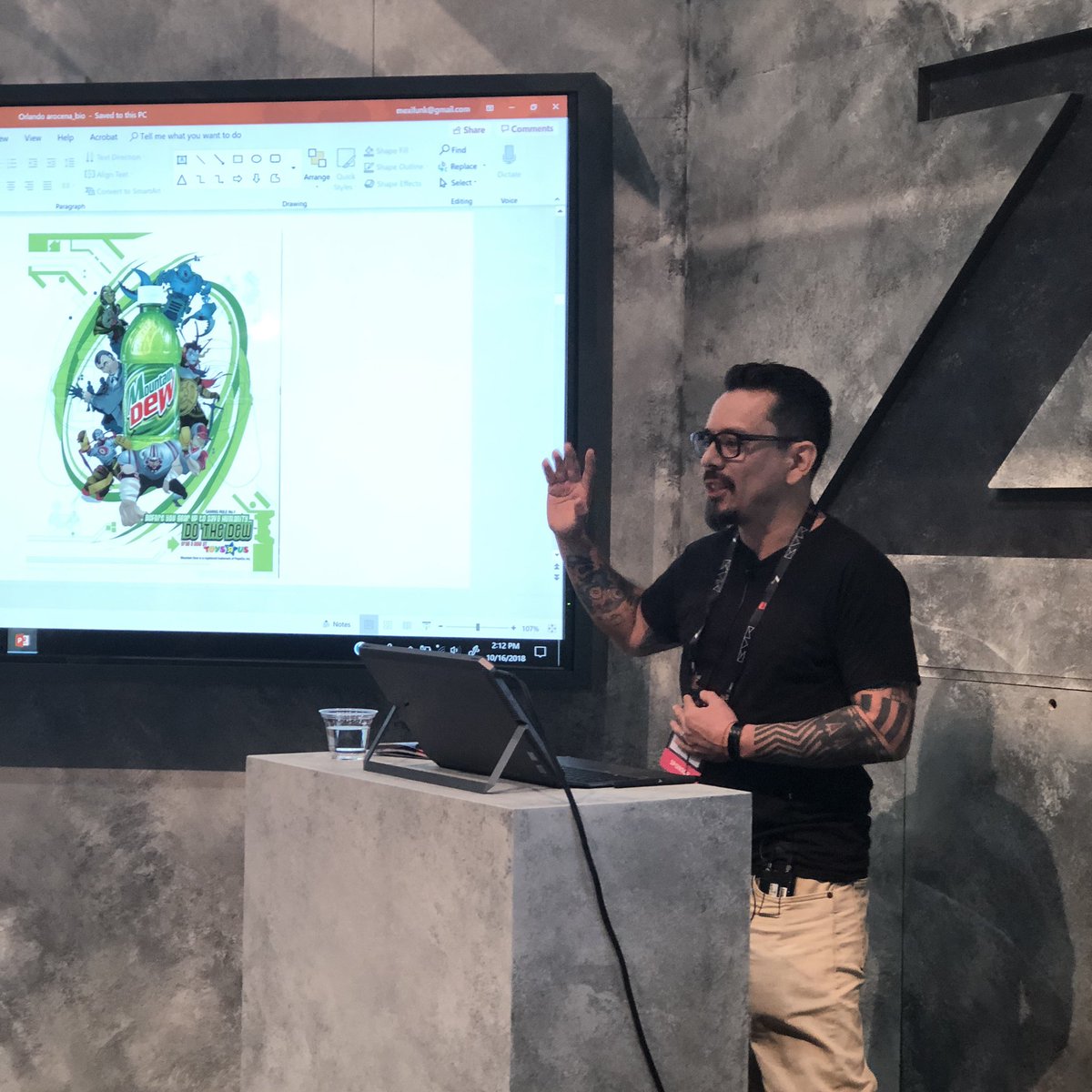 techcatgirl's tweet photo. @mexifunk dropping design insights on why he left Mac and is all in @hp #zx2 #power #flexibility #notebook & #tablet and access to a deeper app ecosystem #ThePowerOfZ #reinventthewayyouwork @intel @nvidia #corei9 #nvidiaquadro https://t.co/kjVj1xErSo