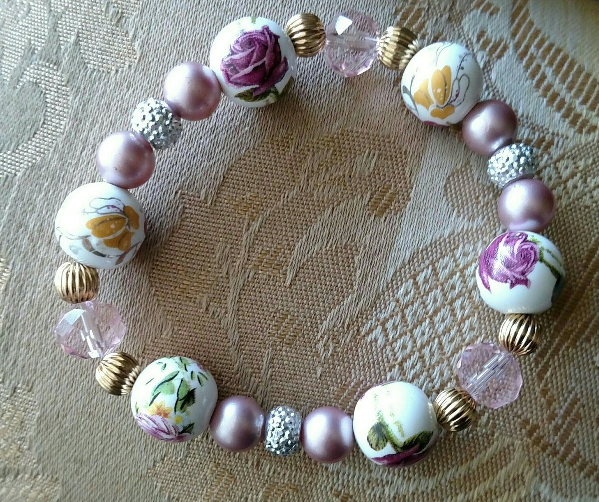LadyRBoutique's tweet photo. Porcelain beaded bracelet. For more details or to purchase please visit my shop https://t.co/y6QERt1zNY https://t.co/UFnv3QlPp0