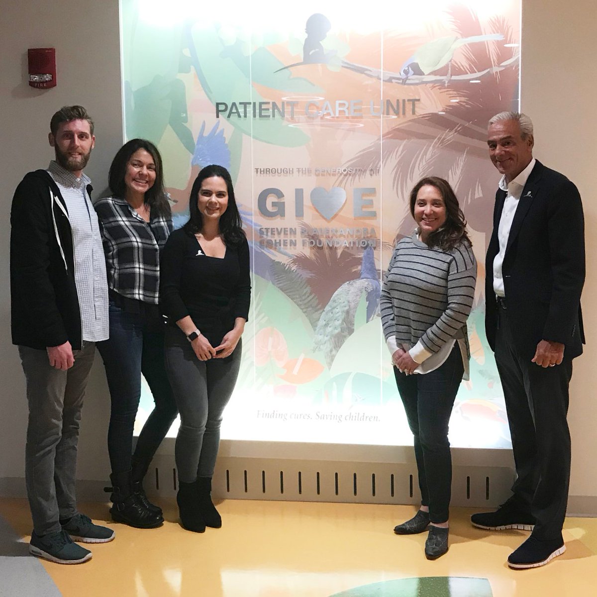 cohengive's tweet photo. Our hearts are full as our #GivingTour leads us to @StJude Kay Research Center. Here, children with cancer receive advanced medical care in a unit endowed by our Foundation. We are so fortunate to be able to support pediatric oncology patients. #CohenGive #LoveTheGive #StJudes https://t.co/H62nL7dLa0