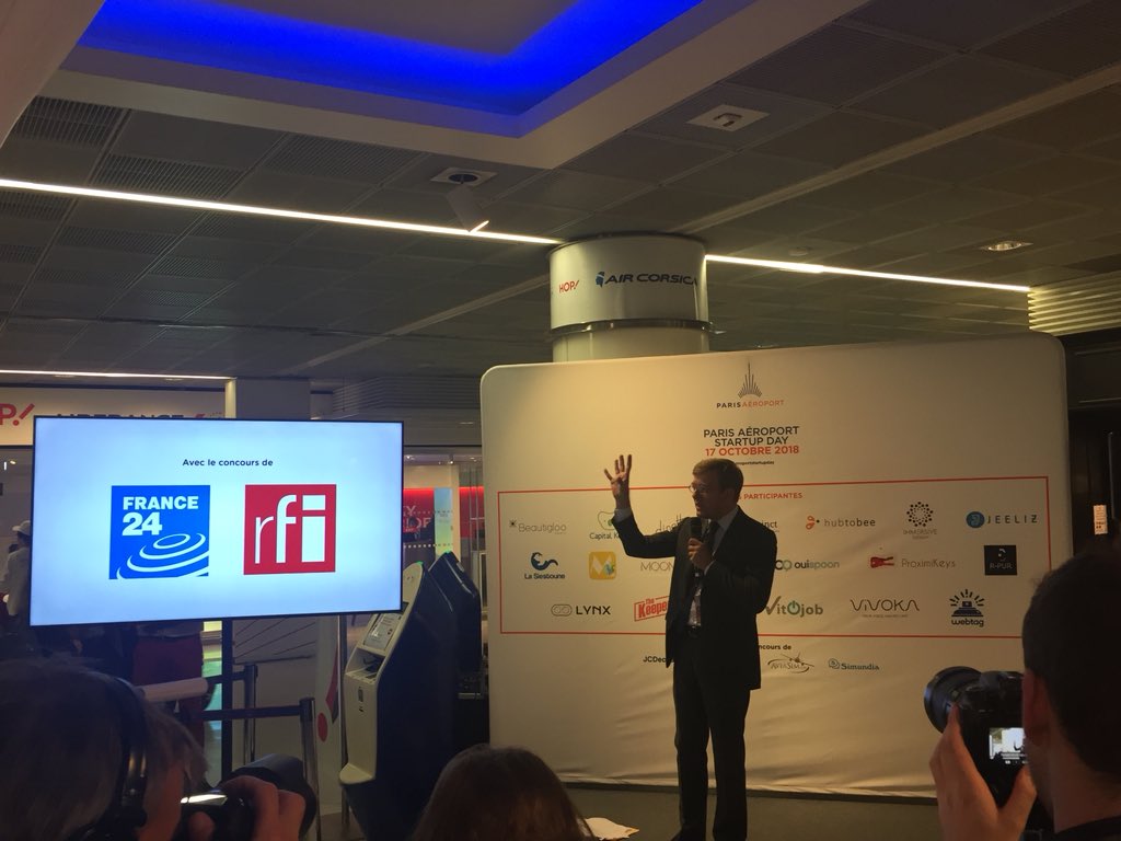 openspot94's tweet photo. Remise des prix #aeroportstartupday StartupDay à Orly : la @CCI94 membre du jury à cette occasion https://t.co/K8Ly8WHl7T