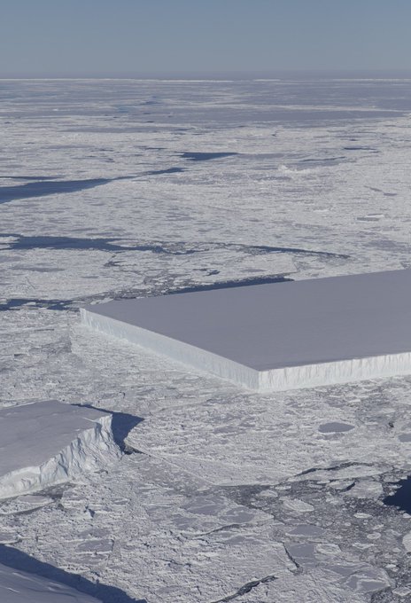 DpuMLroXUAAtKPc?format=jpg&name=small Iceberg que é retângulo quase perfeito tem uma explicação