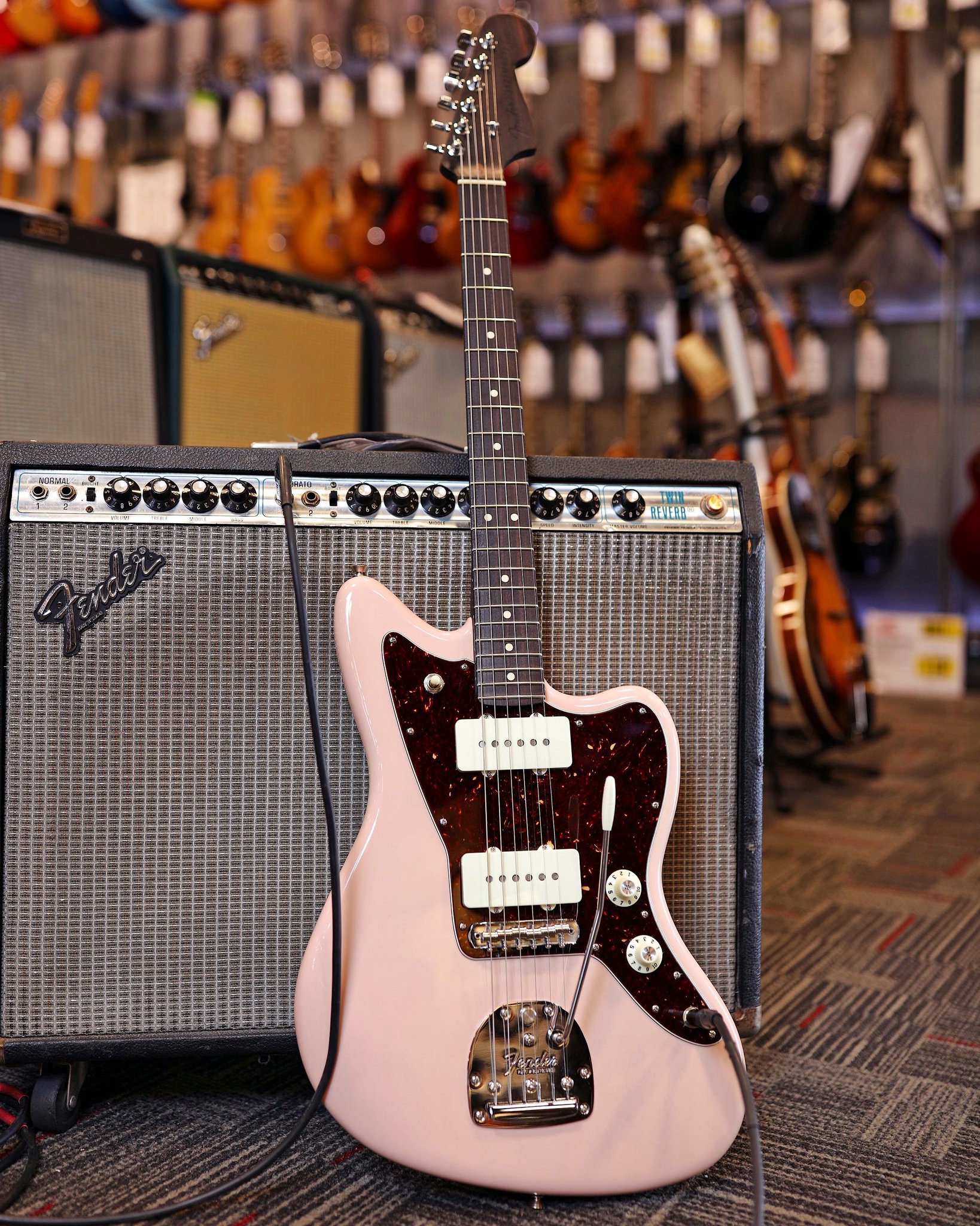 Fender american professional jazzmaster rosewood neck outlet