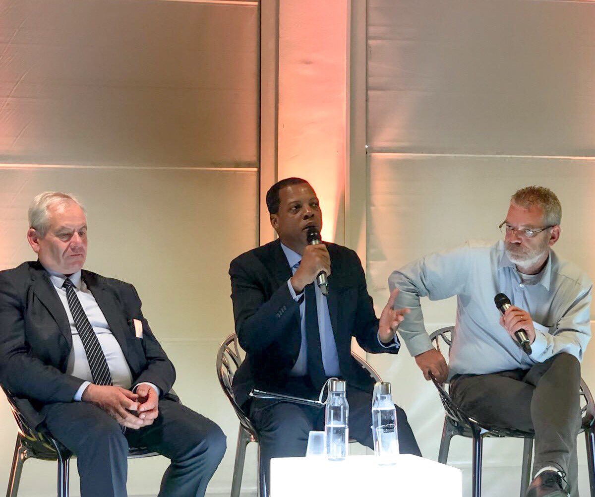 ferdylouisy's tweet photo. La biodiversité ne doit pas être source de précarité pour la nation. #ASTEE2018 https://t.co/1h3D77dPzg