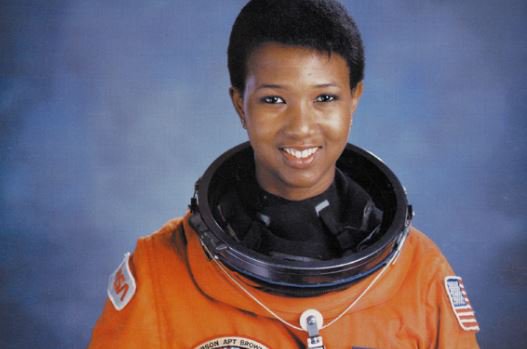 Happy birthday Dr. Mae Carol Jemison!! Jemison was the first African-American woman to travel in space. 