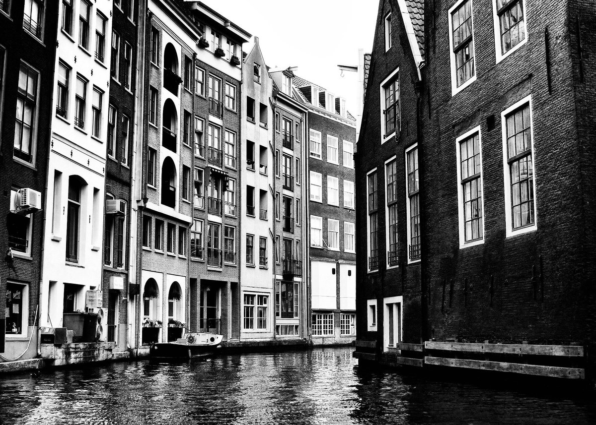 voneusersdorff's tweet photo. AMSTERDAM DANCE EVENT ADE2018
@voneusersdorff #voneusersdorff
.
#ADE2018 #ade18  #ade #AmsterdamDanceEvent
#streetsofamsterdam #Amsterdam #djlife #dj https://t.co/L05xYGYv2F