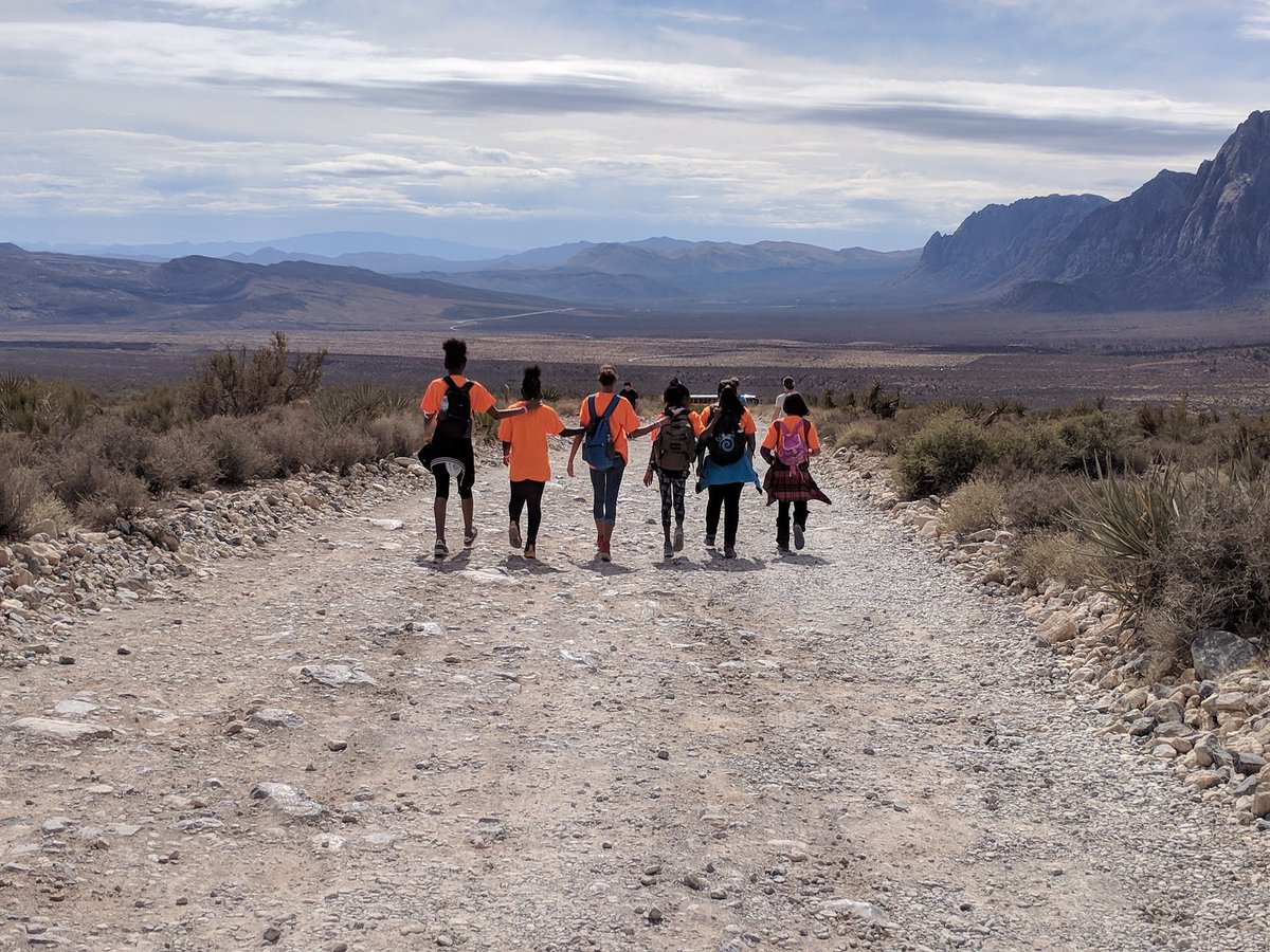 ASASLasVegas's tweet photo. Over the weekend students from @VonTobelMS and Fremont MS Lifetime Adventures Classes took a field trip to @RedRockCynLV and hiked the Keystone Thrust Trail. Students had an incredible time! Thank you @ConservationLF 
#ASASLV #GetOutside #LasVegas https://t.co/bjKERkk9rL