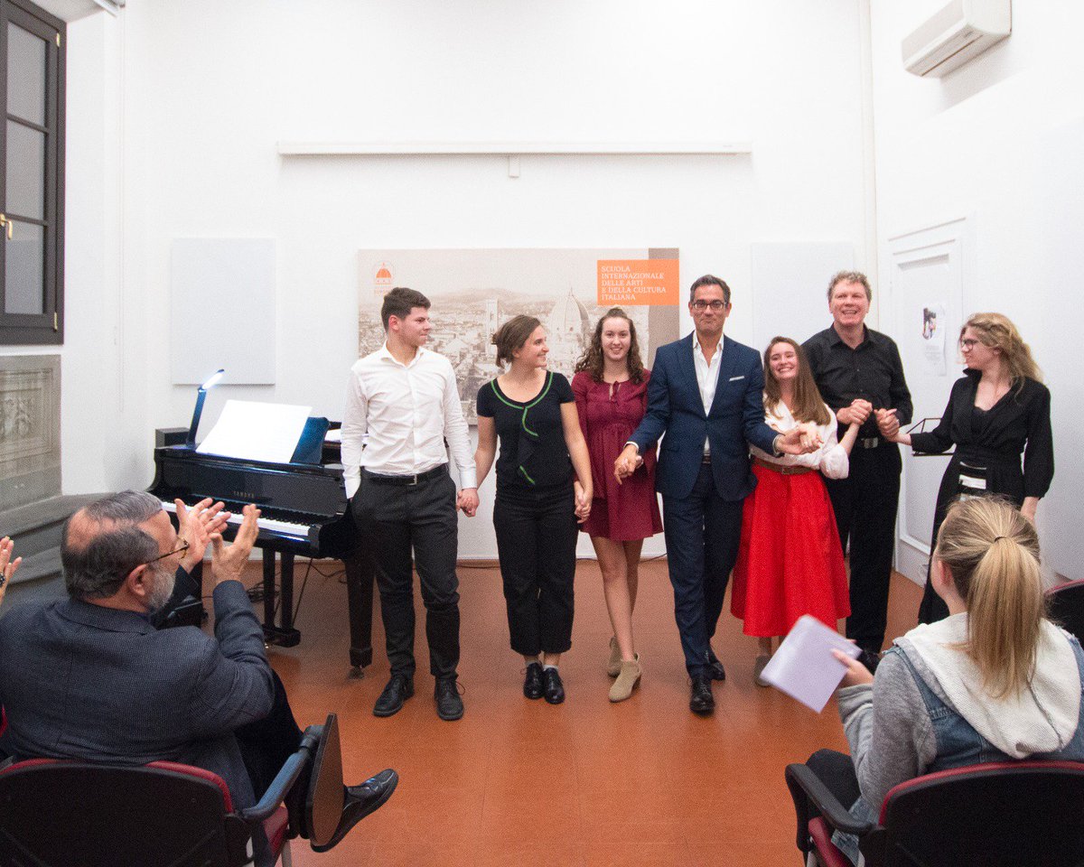 Study Abroad in Firenze at AEF! What a joy to see Maestro Cristiano Manzoni, #AEFschoolofArts prof of music, with students Jonah de lisi, Florian Muncheberg, Michael Lafan, Kristin Aldis, Grace Stewart and Mackenzie Hall at their monthly performance in AEF’s Palazzo Niccolini.
