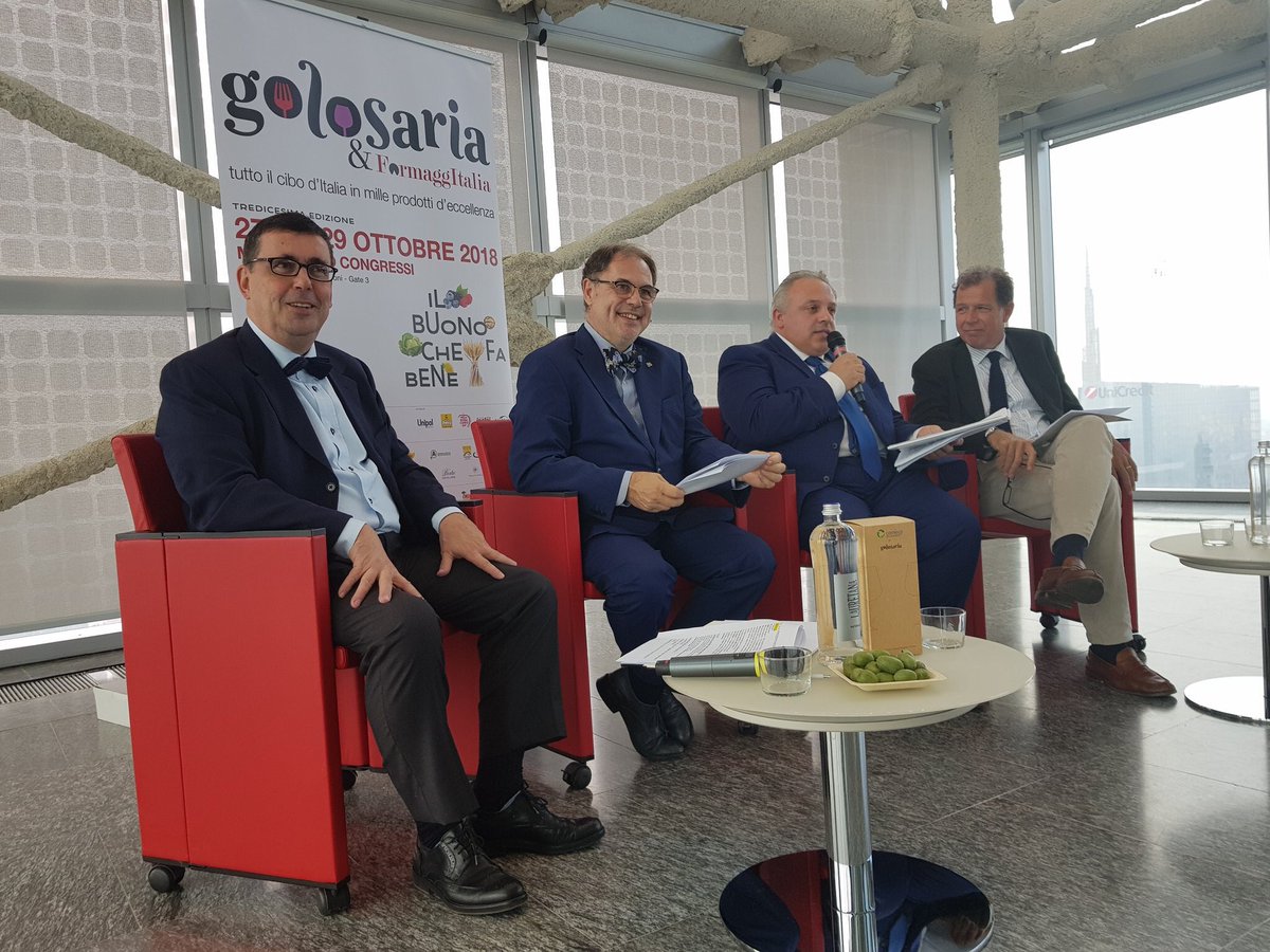 marcogatti23's tweet photo. Con la bellezza del momento di #conferenzastampa vissuto insieme a #palazzolombardia con #sottosegretario #turba @RegLombardia #media @Massolon @marcogatti23 #rubini di #Formaggitalia @Danielcanzian @MauroElli #lanzani #lucamariani @robdemattmilano #ARIADIGOLOSARIA @Golosaria ! https://t.co/b7JGUwISzm