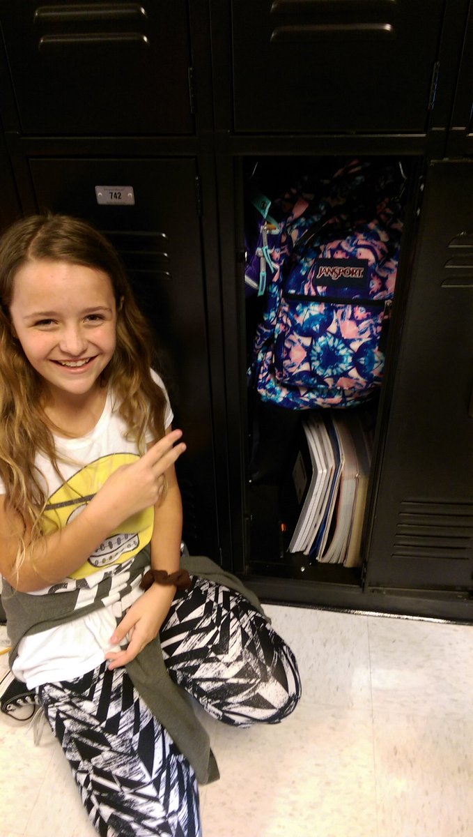 CarlaEllis8's tweet photo. Look our lockers are ready for laptops! #welovemiddleschool @FLMSBraves are the best! https://t.co/GAV9bzxcLM