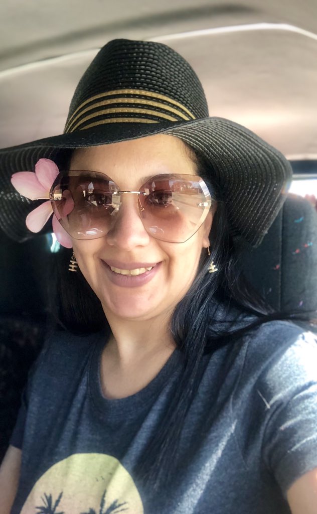 enid1381's tweet image. Disfrutando del #simpleglobal ilimitado con #TMobile en Aruba 🇦🇼