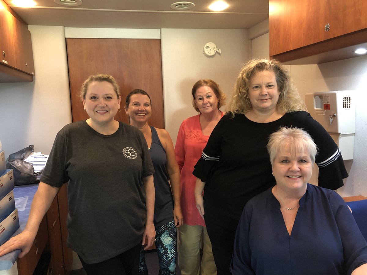 qhp8015's tweet photo. Proud to be a part of @HCAhealthcare. When the going gets tough-the tough pack up a trailer full of medical supplies and drive them east to support hurricane relief. @WestFloridaHosp #westfloridamedicalgroup #totherescue #supportourneighbors https://t.co/TQbHIvJcf3