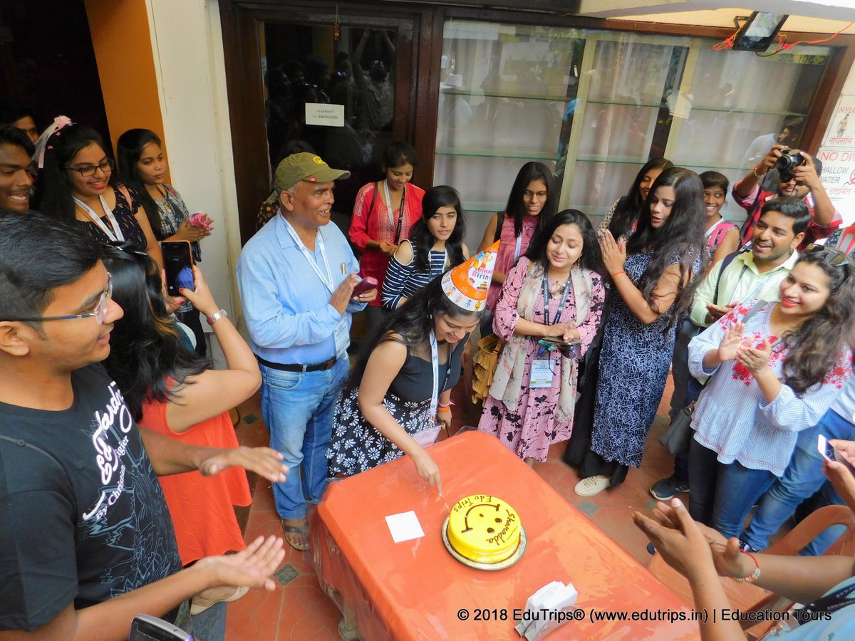 EduTripsIn's tweet photo. Birthday celebration on Tour! 

Dear Shraddha, may your coming year surprise you with the happiness of smiles &amp; success. We hope this tour would have given you plenty of sweet memories to cherish forever. Happy b'day once again.

#Birthday #Celebration #Memories #EduTrips #Tour https://t.co/7dupLNbmLh