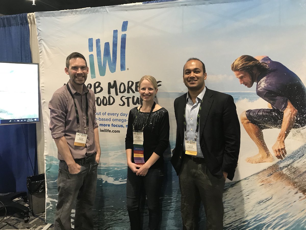 algenuity's tweet image. Great to finally meet @Rebecca_L_White from @myiWilife! Check out their amazing vegan omega 3 oils and more at iwilife.com thanks for hosting us in the great state of Texas #algae2018  #algae