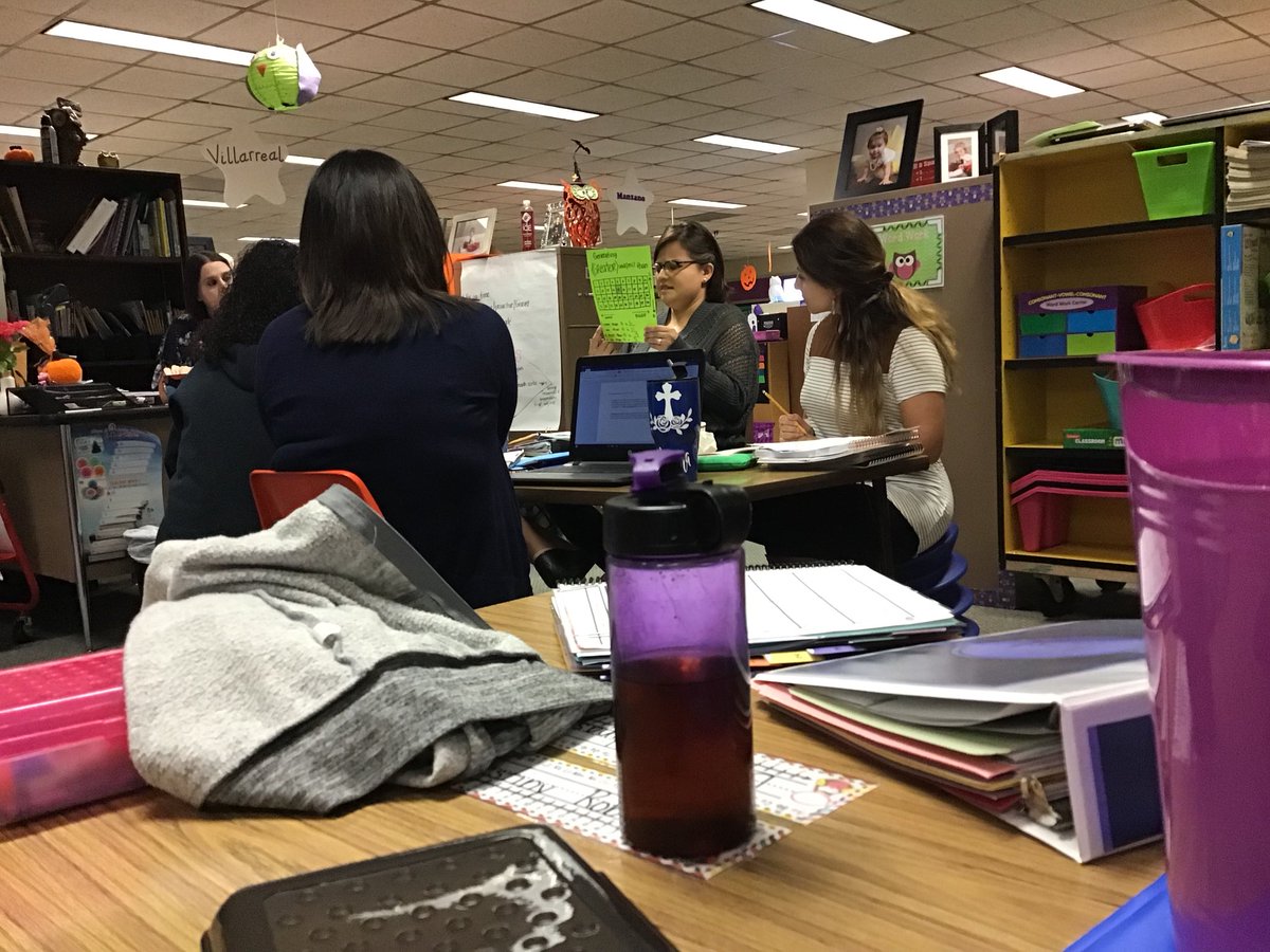MarianaBreaux's tweet photo. Mathematicians learn and grow together! Love working with such amazing educators! Go, first grade!!! #PISDMatChat #iteachmath #Mtbos https://t.co/DXBVBm0Yqn