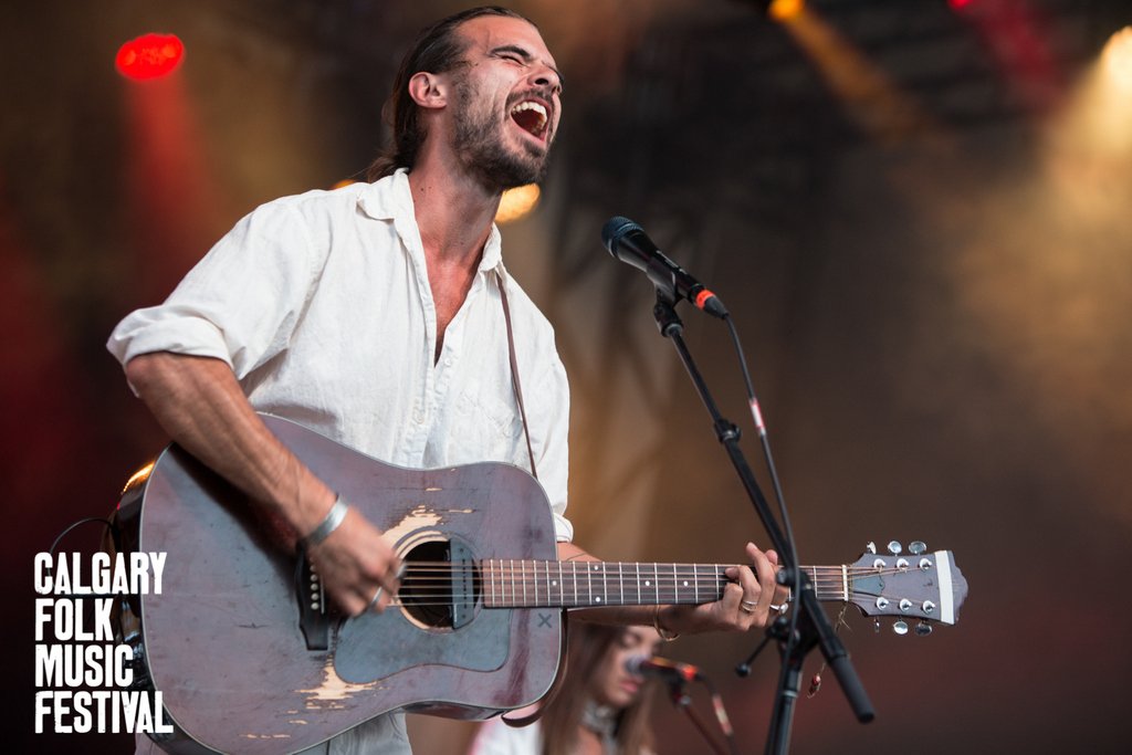 calgaryfolkfest's tweet photo. Relive the live magic that is @reubenandthedark on October 30th at the Jack Singer Concert Hall. Get your tickets now! https://t.co/g143zGfTTO
.
π·: @j.edmund.live, #cfmf2018 https://t.co/Q8HykOrK2k