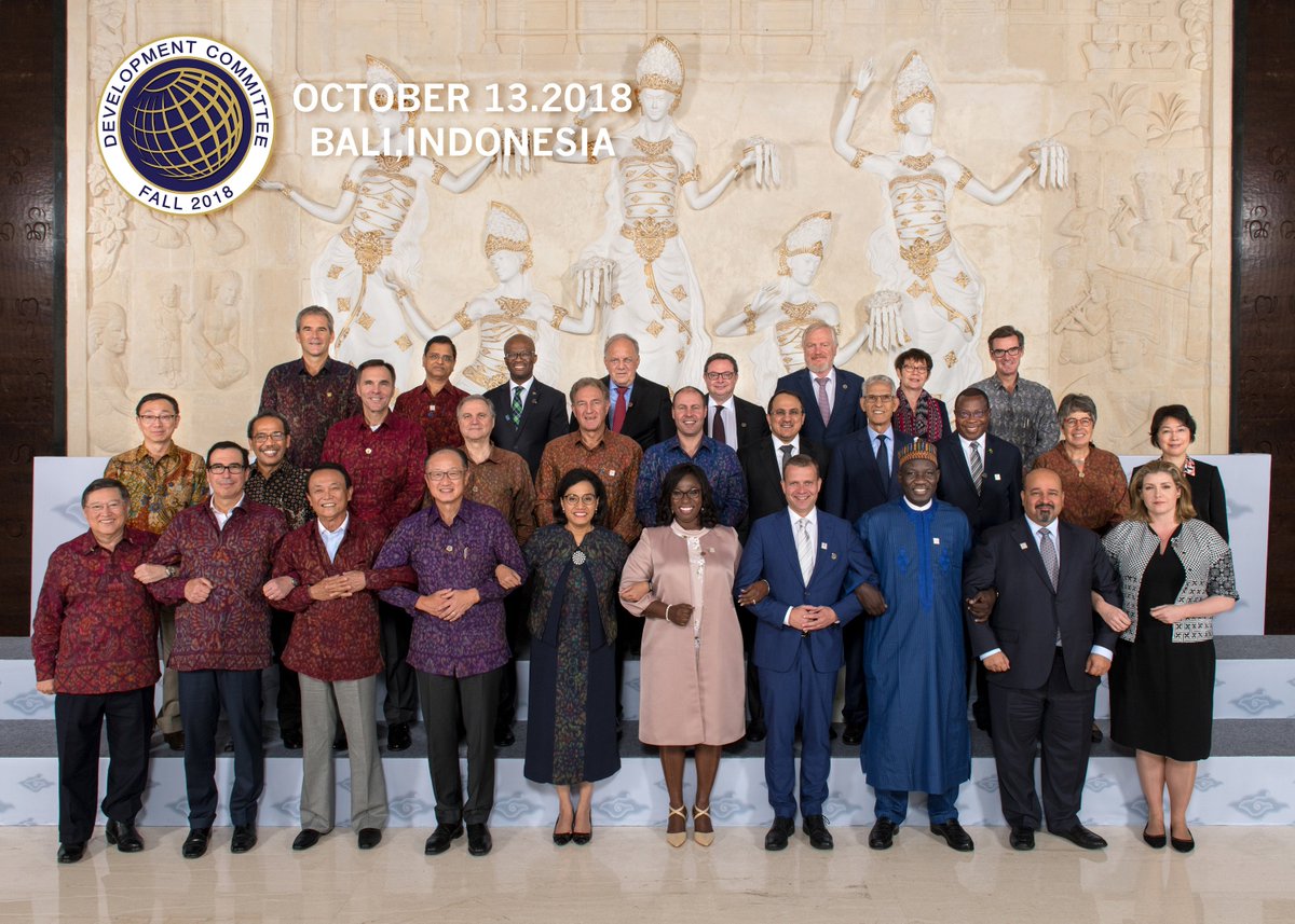 France_Inte's tweet image. Les AG annuelles de @Banquemondiale et #FMI se sont déroulées du 10 au 13/10 à Bali. La délégation 🇫🇷 conduite par O. Renaud-Basso @DGTresor a pu échanger avec nombreux interlocuteurs en vue de la présidence française G7 de 2019 ➡️ tresor.economie.gouv.fr/Articles/2018/…