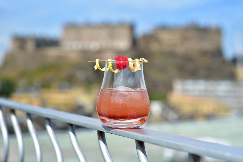 SKYbarEdinburgh's tweet photo. Celebrate Edinburgh Cocktail Week in style this Sunday from 12-8 at SKYBar. Wristband holders will be able to try our Sunset Signature Cocktail while they appreciate the best views in the city!  #SKYBarEdinburgh #BestViewsInTheCity #EdinburghCocktailWeek #ECW2018 https://t.co/4wNywIa9a4