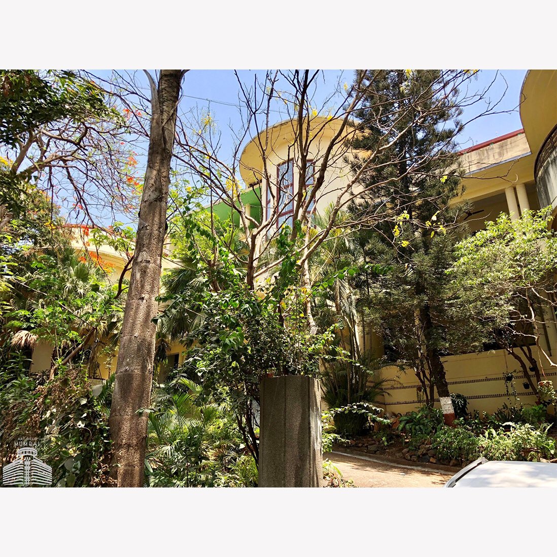 Shengre-la. Deco beauty, Carmichael Rd. So easy to pass her by.  She remains mostly hidden. You can miss her majestic almost 360 degree balconies, her broad footprint imposing her presence yet softened by all her curves. #home #bungalow #family #artdeco #streamline #mumbai #india